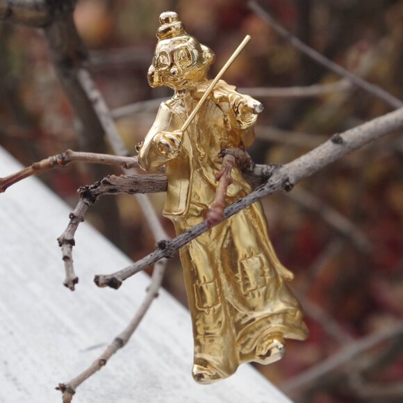 Cute Vintage Clown Playing Violin Brooch - Picture 4 of 6